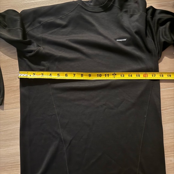 Patagonia long sleeve top - Picture 6 of 6